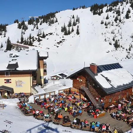 Wagrainer Haus Casa de hóspedes 4*