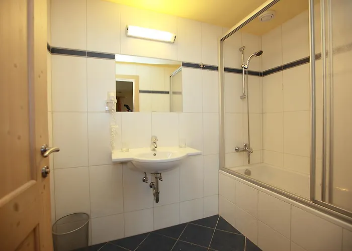 Gasthof Wagrainer Haus Flachau